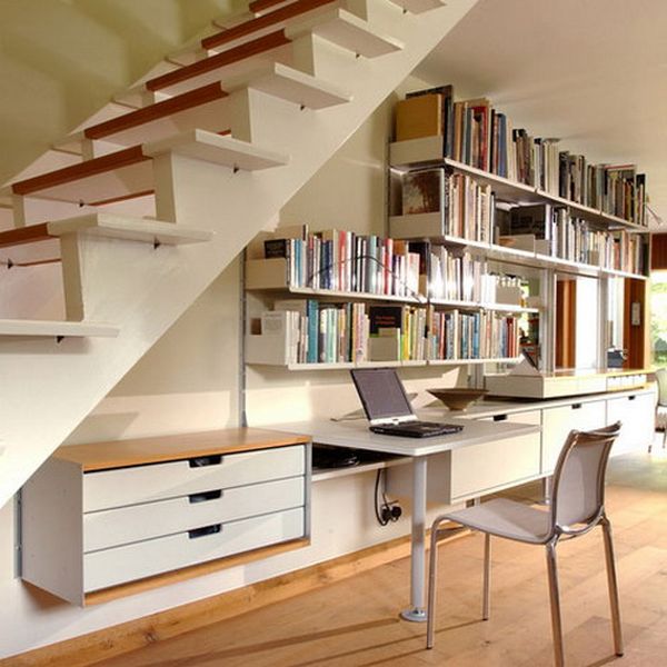 escalier-espace-stockage-bureau-bibliothèque