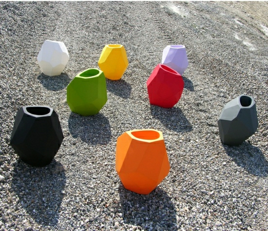 extérieur-vases-couleurs-designs-modernes pots à fleurs et jardinières