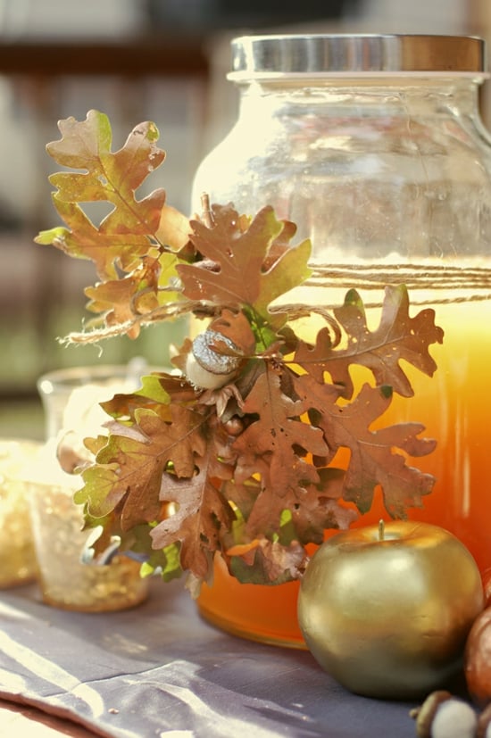 idée-originale-déco-d'automne-feuilles-chêne-pomme