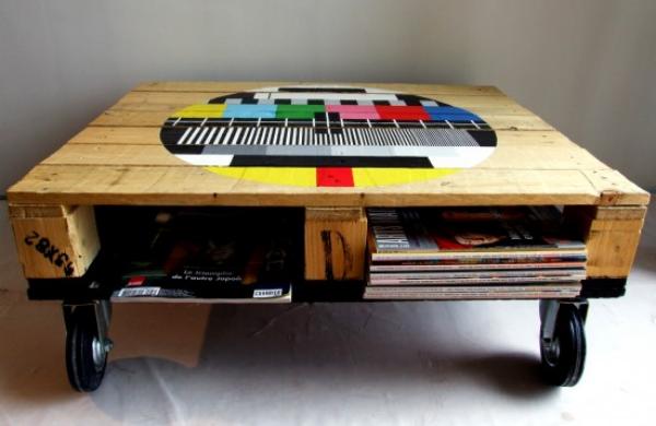 idées-pour-meubles-de-palettes-de-bois-table-mobile