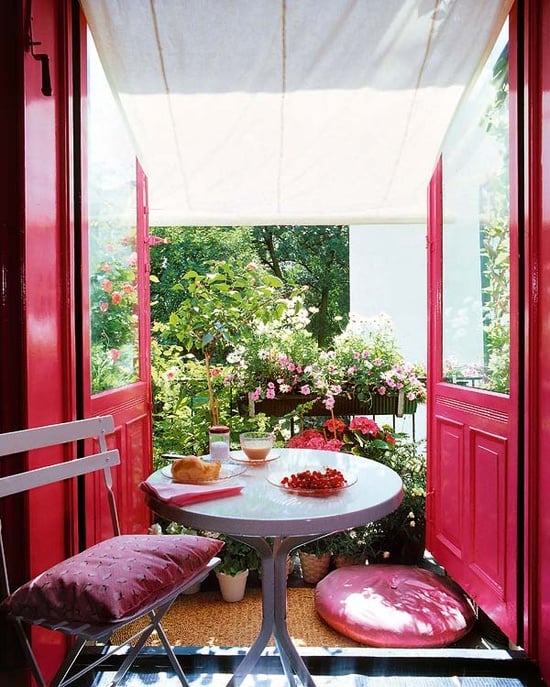 intimité-balcon-porte-jardinières-rambarde-auvent-rétractable