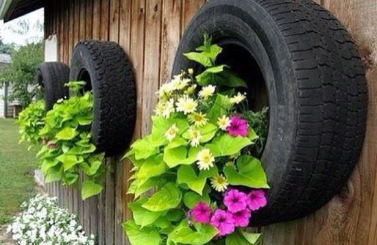 jardin-déco-pneus-recyclés-petit-jardin