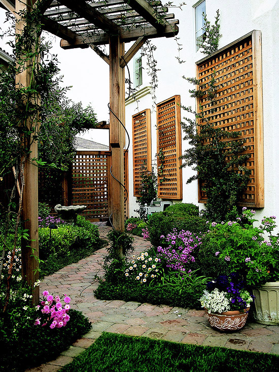 jardin-pergola-haute-bois-allée-gravier pergola sur la terrasse