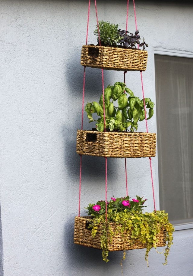 jardin-vertical-paniers-corde-suspendu projets pour l'extérieur DIY