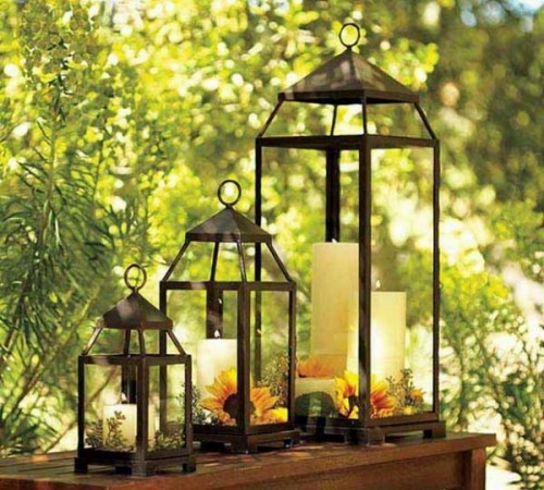 lanternes-jardin-déco-bricolage-style-classique-fleurs-bougies-blanches