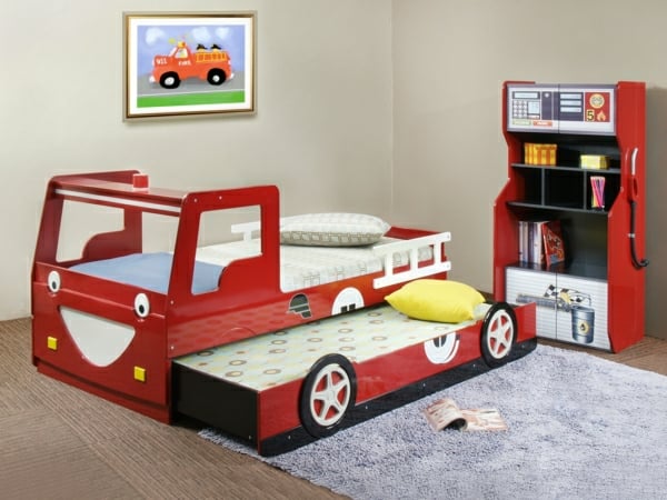 lit-chambre-enfant-automobile-rouge Décoration de lit d'enfant