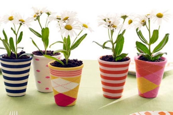 loisirs créatifs pour enfants pots-fleurs-multicolores
