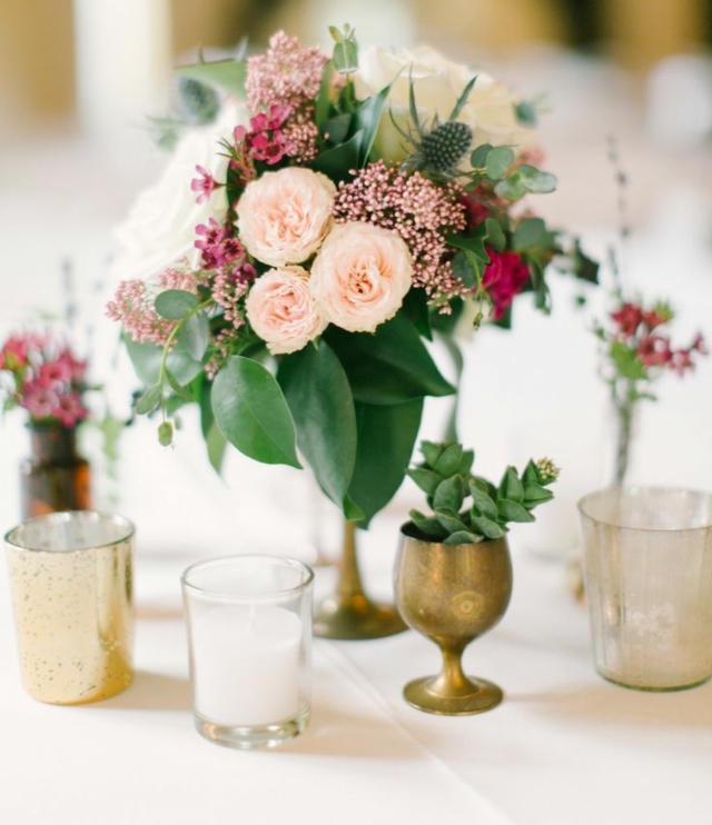 magnifique-déco-florale-de-table-bouquet-fleurs