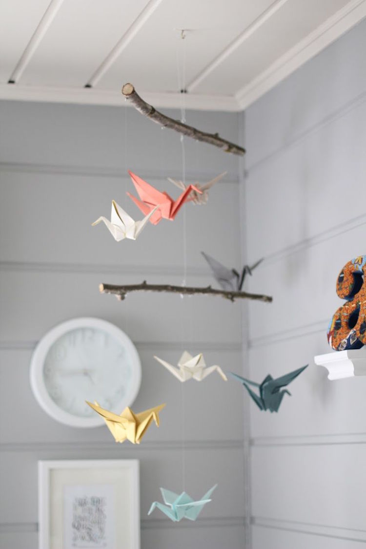 mobile-bébé-grues-origami-chambre-bebe-originale