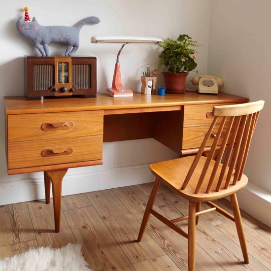 mobilier-moderne-bureau-domicile-bois-plante-chaise-bois