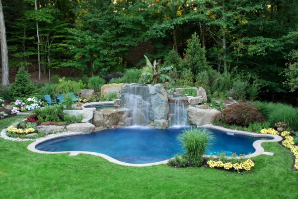 piscine de jardin petit-cascade-original