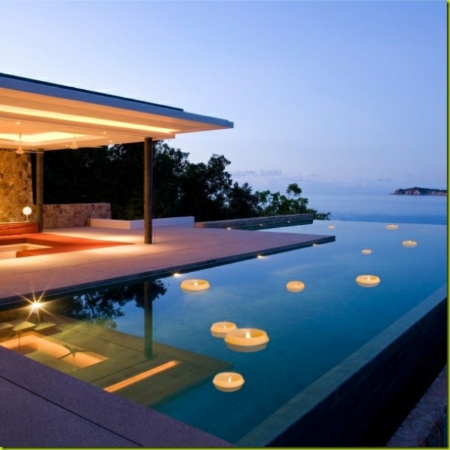 piscine-design-moderne-débordement-éclairage