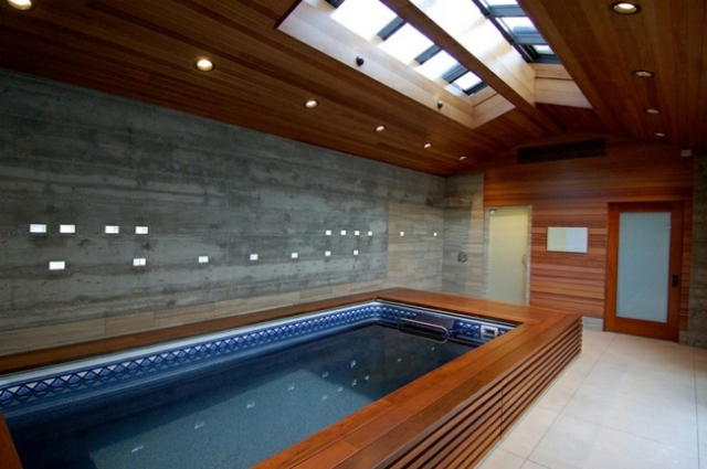 piscine-design-moderne-intérieure-hors-sol