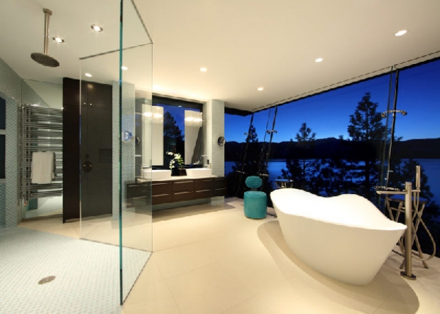 salle-bain-douche-encastrée-plafond-effet-pluie-panorama