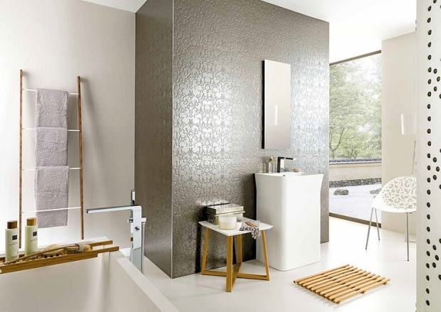 salle-bain-moderne-style-asiatique-papier-peint-motifs-décoratifs