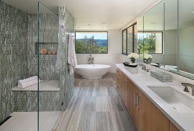 salle-bain-mosaïque-déco-murale-paroi-douche-fixe-verre-transparent