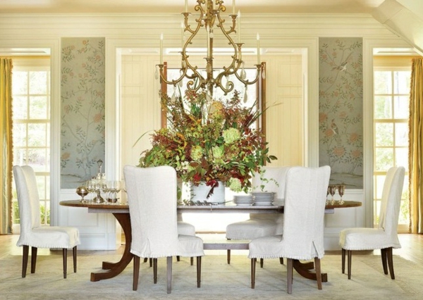 salle à manger moderne chaises-blanches-luxe-déco-murale-originale