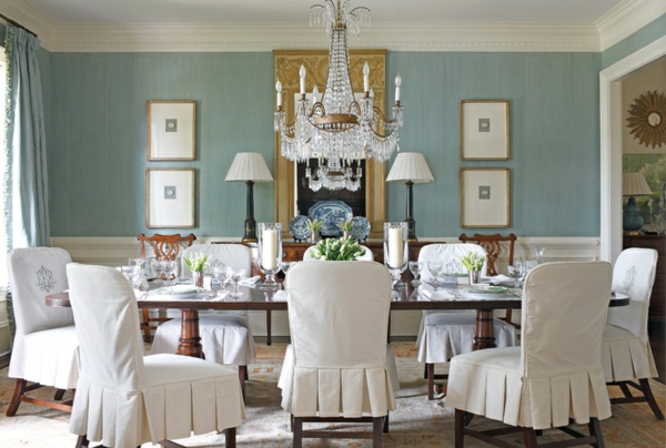 salle à manger moderne chaises-blanches-table-bois