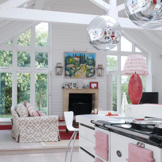 salon-cuisine-blanc-style-éclectique-moderne-rétro
