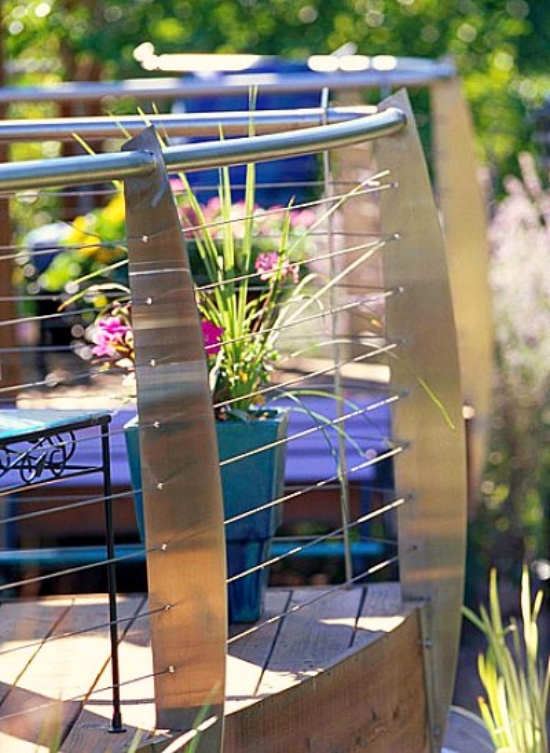 terrasse-balustrade-grilles-métalliques-déco