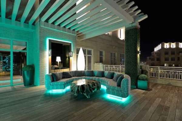 terrasse sur toit moderne grand-canapé