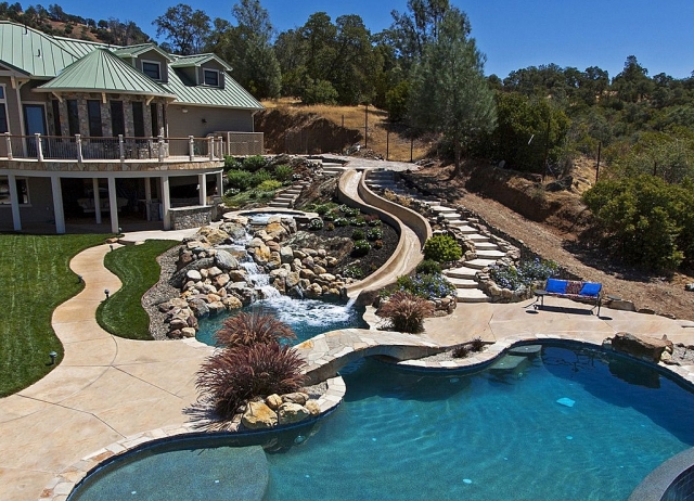 villa-luxe-idée-originale-aménagement-de-piscine