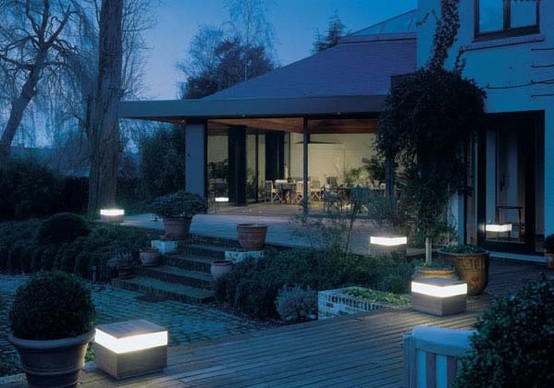 éclairage extérieur élégant moderne-bornes-carrés-LED