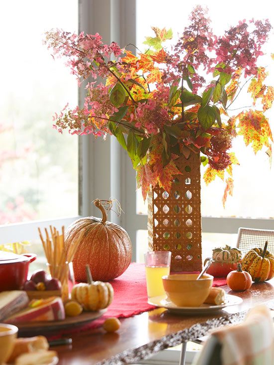 DIY-décoration-automnale-nature-éléments-vase-fleurs-citrouilles