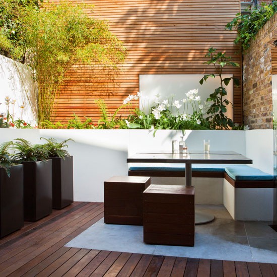 aménagement de jardin meubles-formes-géométriques-bois