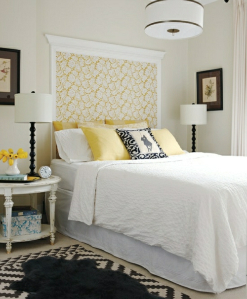aménagement-petite-chambre-coucher-idées-déco-jaune-coussins Aménager une petite chambre