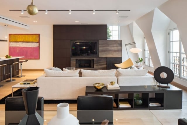 appartment-studio-moderne-meubles-salon-blanc-noir