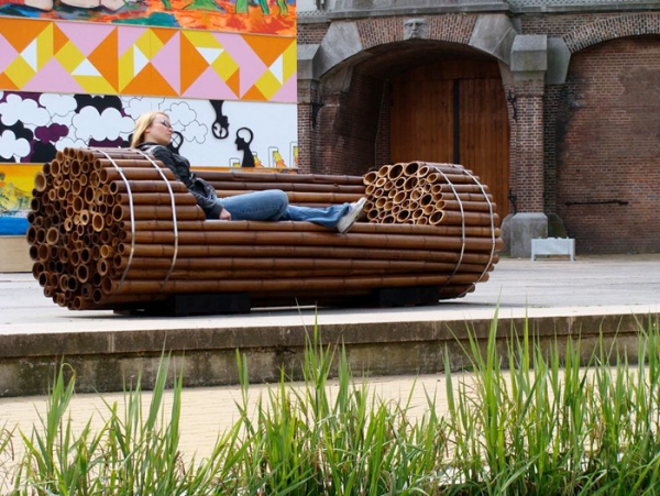 banc-jardin-bois-grandes-tiges-bambou-mobilier-lounge