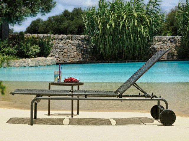 chaise-longue-jardin-métal-roulettes-Emu-Hersteller