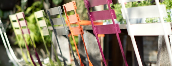 chaises-pliantes-Bistrot-métal-peint-accessoires-jardin