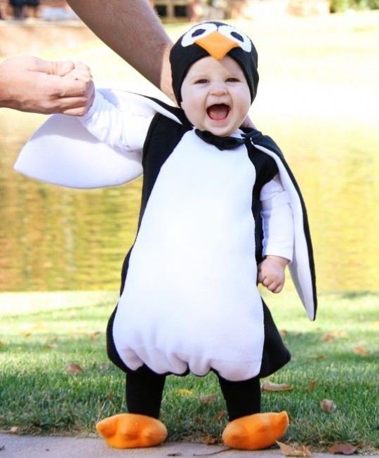 costume-enfants-bébé-pinguin-idées-costumes-Halloween-magnifiques costumes d'Halloween