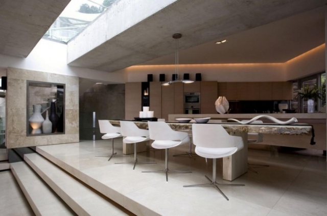 cuisine-design-moderne-chaises-modernes-blanches-suspension