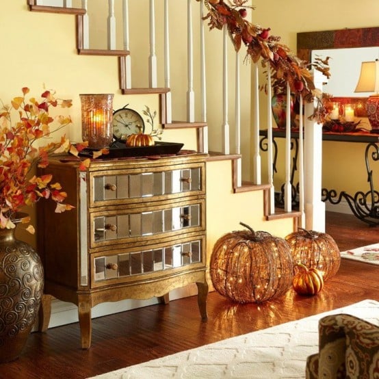 déco-Halloween-automne-escaliers-idées-citrouilles-décoratives