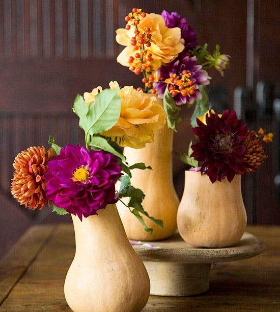 déco-pas-chère-automne-bouquets-fleurs-vases-citrouilles