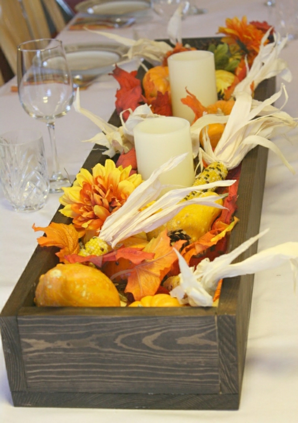 déco-table-automne-bac-bois-fleurs-sèches-bougies