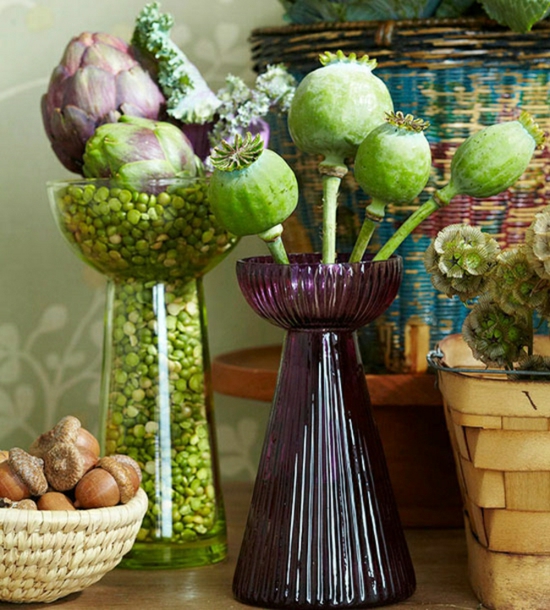 décoration-automnale-matériaux-naturels-vases-artichauts