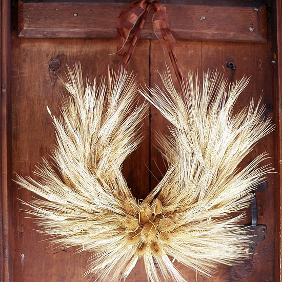 décoration d'automne naturelle couronne-porte-entrée-blé
