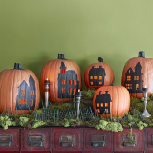 décoration de la citrouille d'Halloween village-maisons-hantées