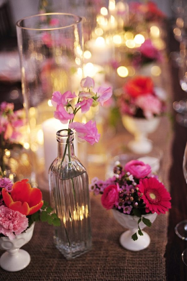 décoration-table-DIY-idées-élégantes-bouteille-vase-fleurs-roses