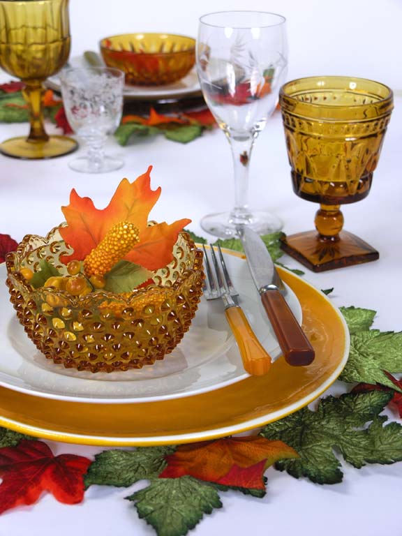 décoration de table pour l'automne service-vintage-feuilles