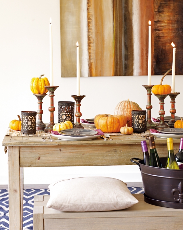 décoration-table-fête-automne-vintage-chandeliers-citrouilles