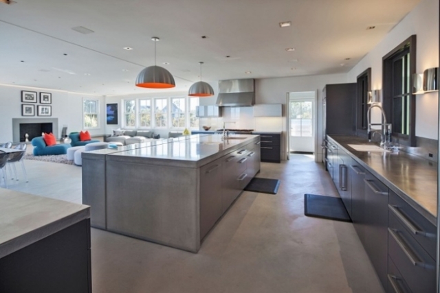 design-cuisine-moderne-îlot-massif-granit-gris