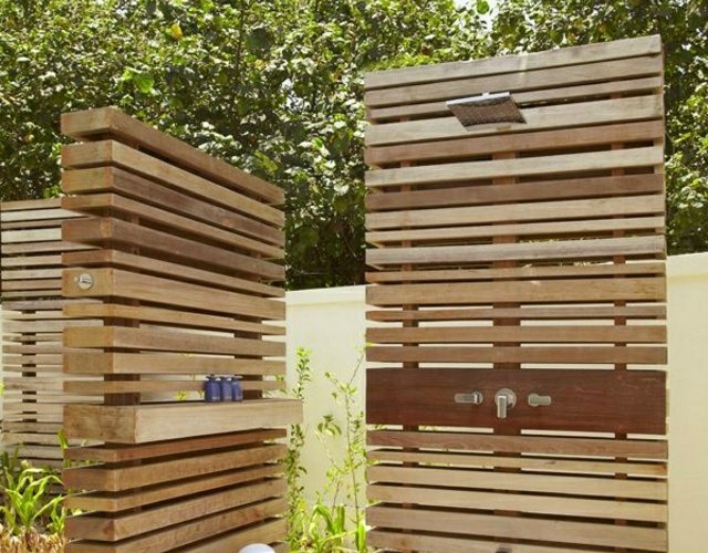 70 Idées Inspirantes Pour Le Design De La Douche De Jardin