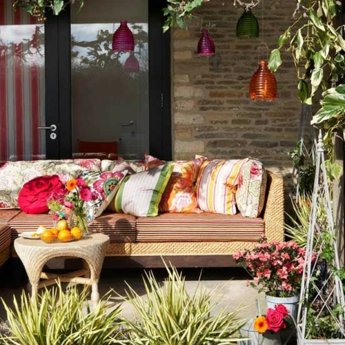 décoration-automnale-terrasse-vintage-lanternes