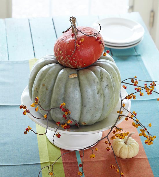 décoration-automne-Halloween-citrouilles-petites-grandes-branche-fleurie