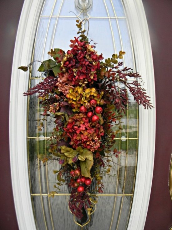 décoration-automne-porte-entrée-idées-bouquet-fleurs